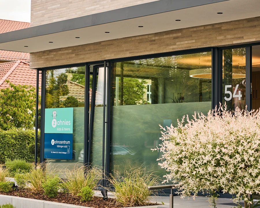 Zahnzentrum Tuebingen Impressionen Praxis Aussenansicht